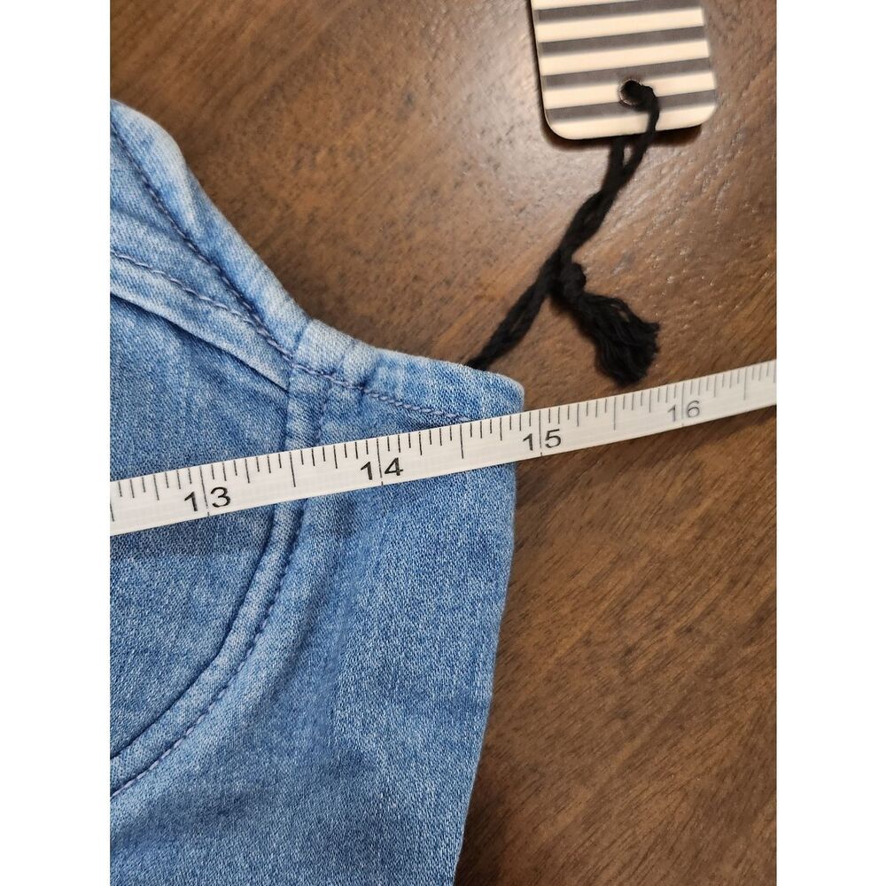 Denim Crop Top - Picture 4 of 5